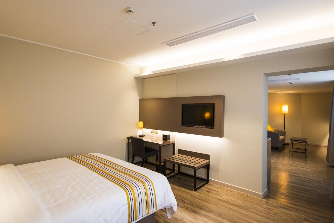 Home Inn Plus Shanghai Zhangjiang Park Exteriér fotografie